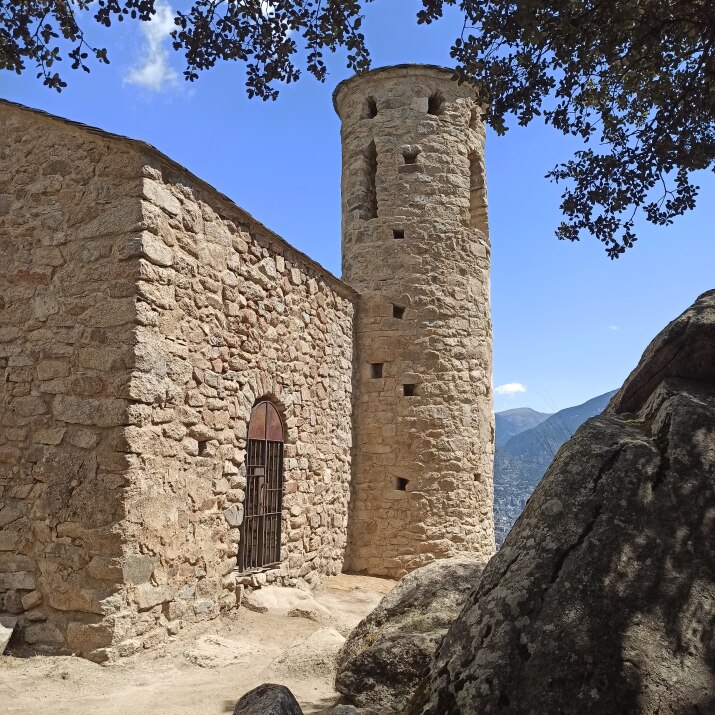 campanar reconstruit