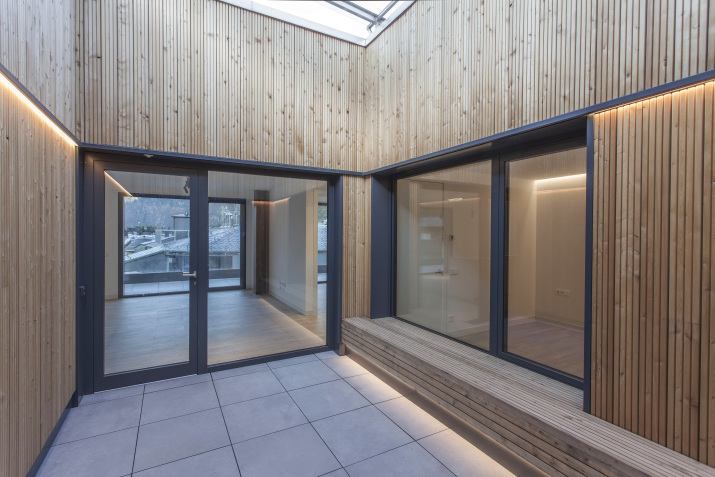 Edifici multifuncional al centre d’Andorra | Oficines i habitatges pati