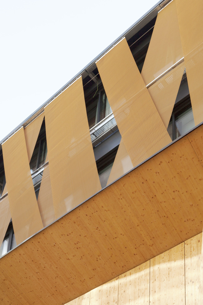 Edifici multifuncional al centre d’Andorra | Oficines i habitatges pati