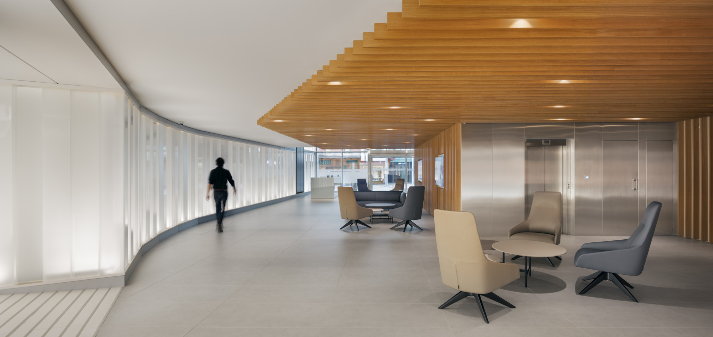 Reforma de la Seu Central de VallBanc | Transparència i identitat corporativa