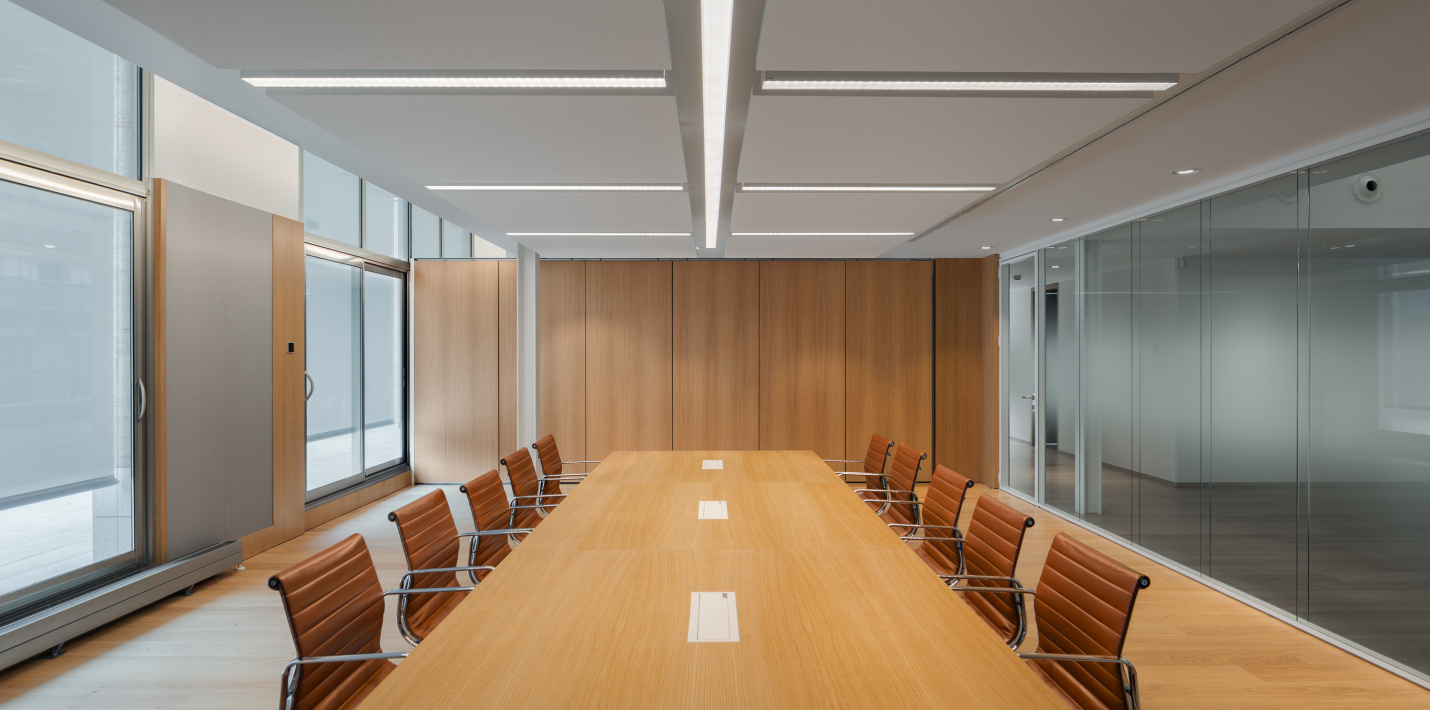 Reforma de la Seu Central de VallBanc | Transparència i identitat corporativa