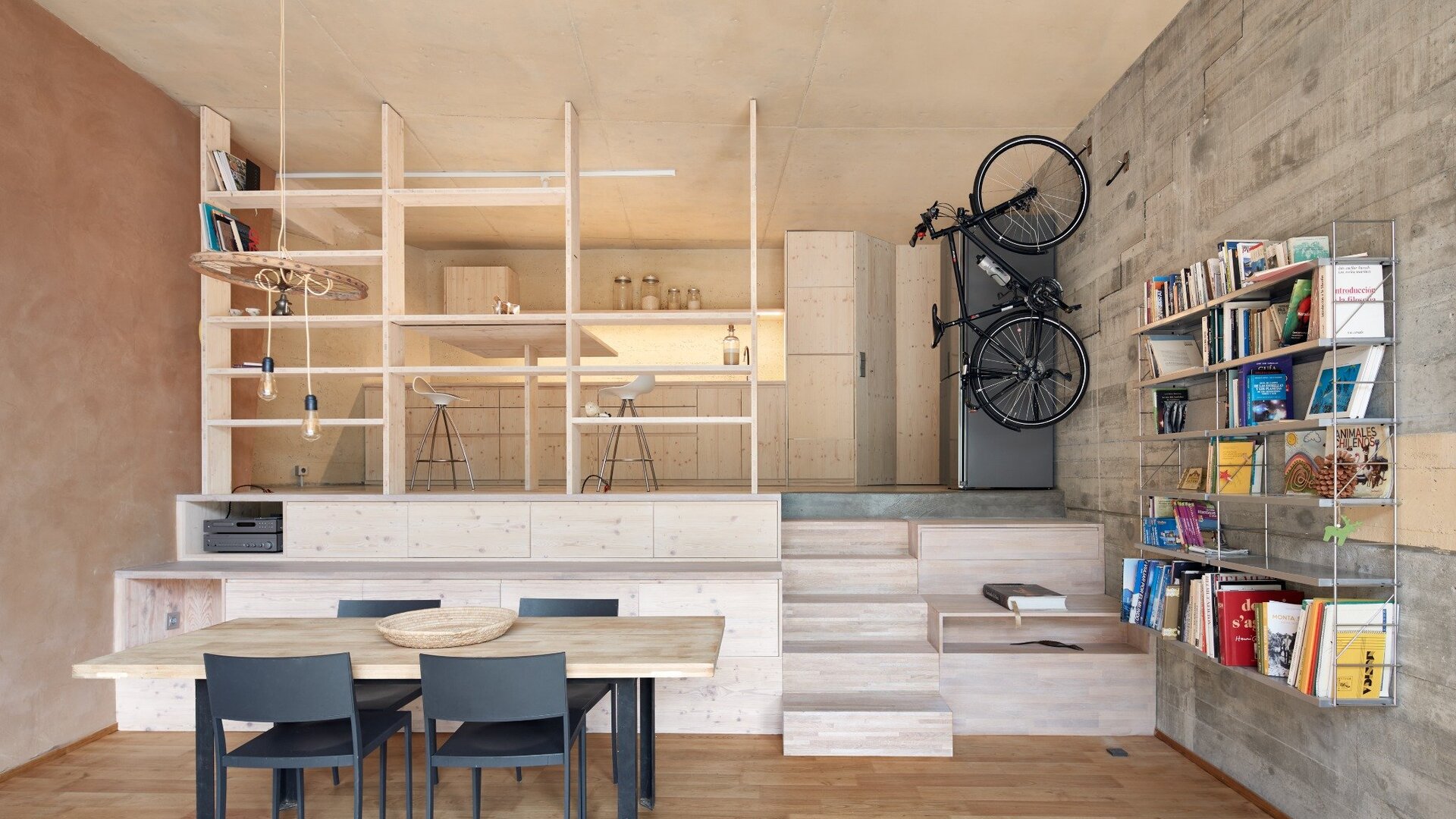 Habitatge sostenible amb materials naturals, reforma de paller al Pirineu