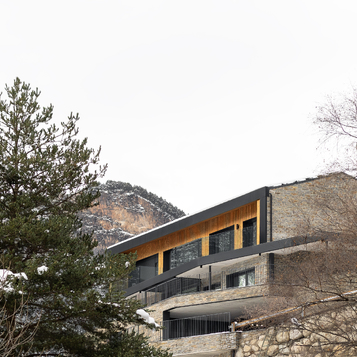 Habitatge unifamliar positiu per Altura Arquitectes